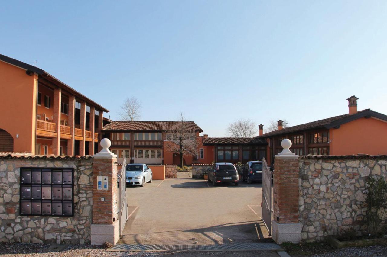 Bed and Breakfast Cascina Volta Brescia Zewnętrze zdjęcie